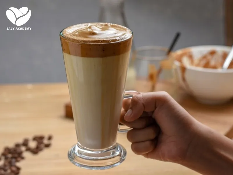 Cà phê bọt biển - loại đồ uống đang gây sốt trên mạng xã hội