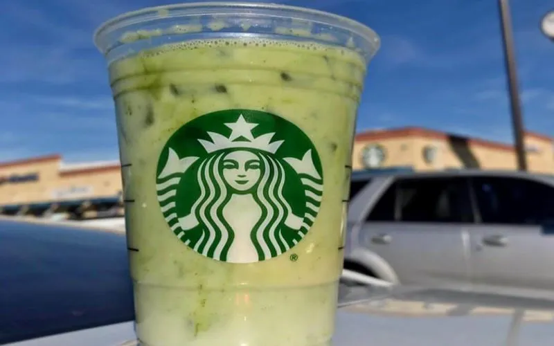 Green tea Soy milk - sự kết hợp lành mạnh giữa trà xanh và sữa đậu nành.