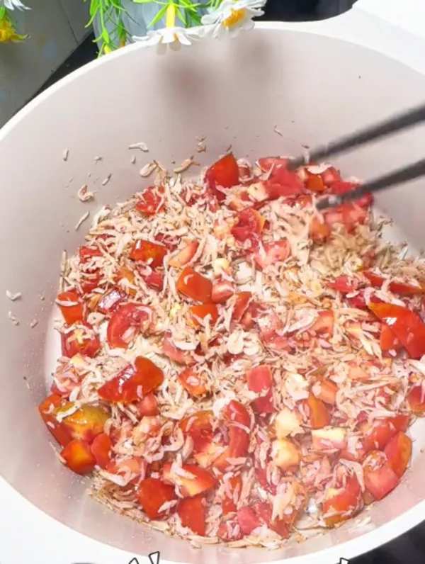 cách nấu canh tép khô cà chua