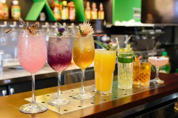 Kỹ thuật tỉa cam và dâu tây cơ bản dành cho các loại trà trái cây