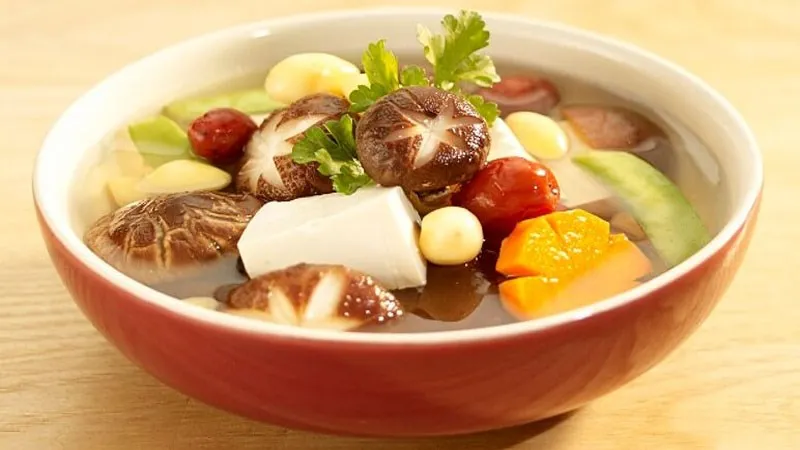 Cách nấu canh gà ngon kết hợp nấm hương bổ dưỡng