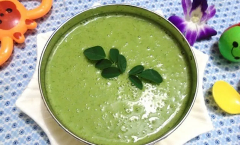 Cháo bồ câu rau ngót thanh mát