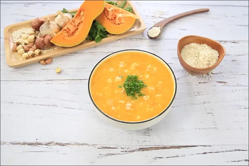 Học cách nấu cháo chim cút bí đỏ giúp trẻ có đôi mắt sáng khỏe