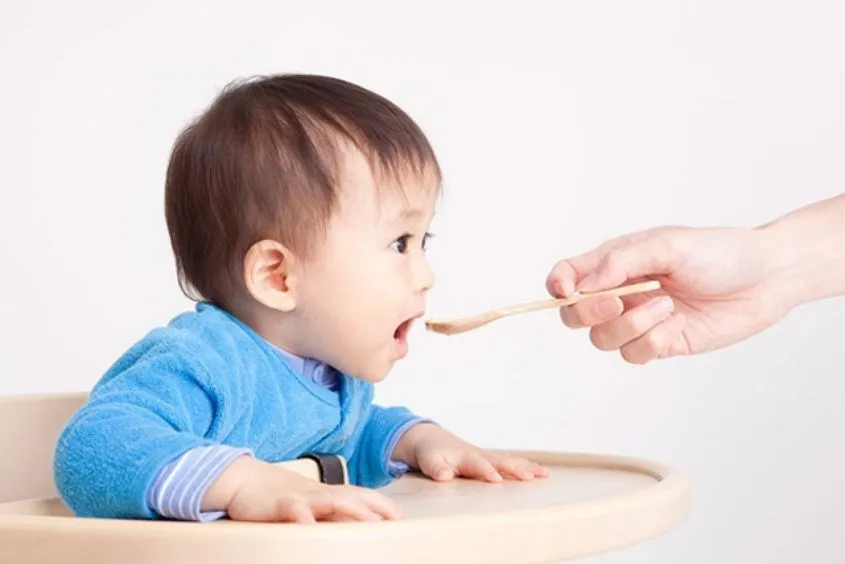 Cháo cua cho bé chứa nhiều lợi ích