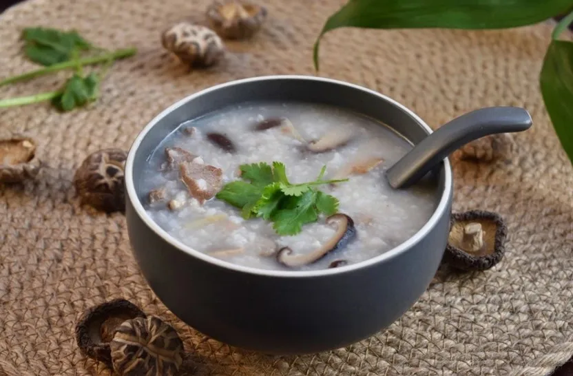 Cháo luôn được duy trì ở nhiệt độ hâm nóng lý tưởng