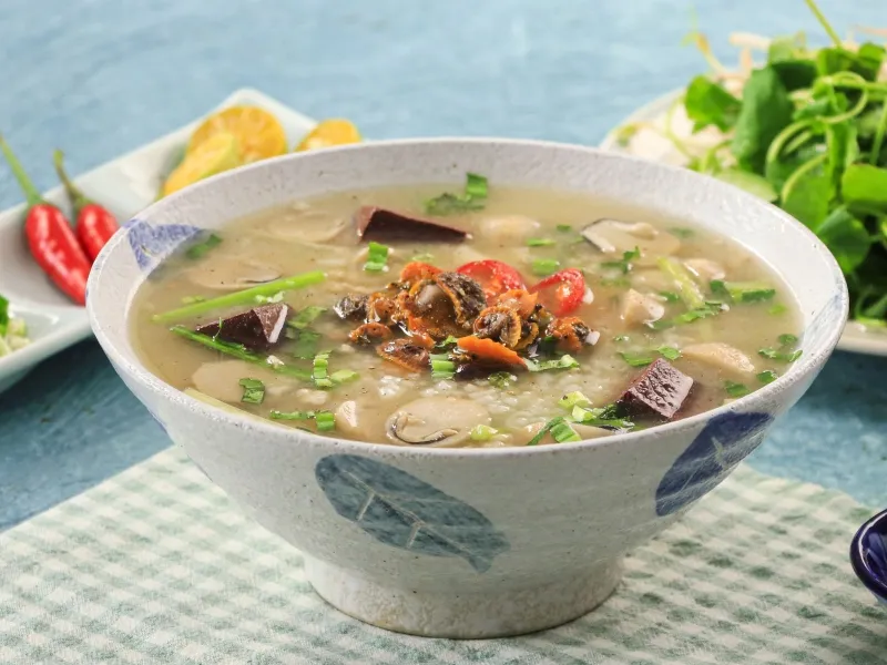 Cháo sò huyết cho bé ăn dặm thơm ngon