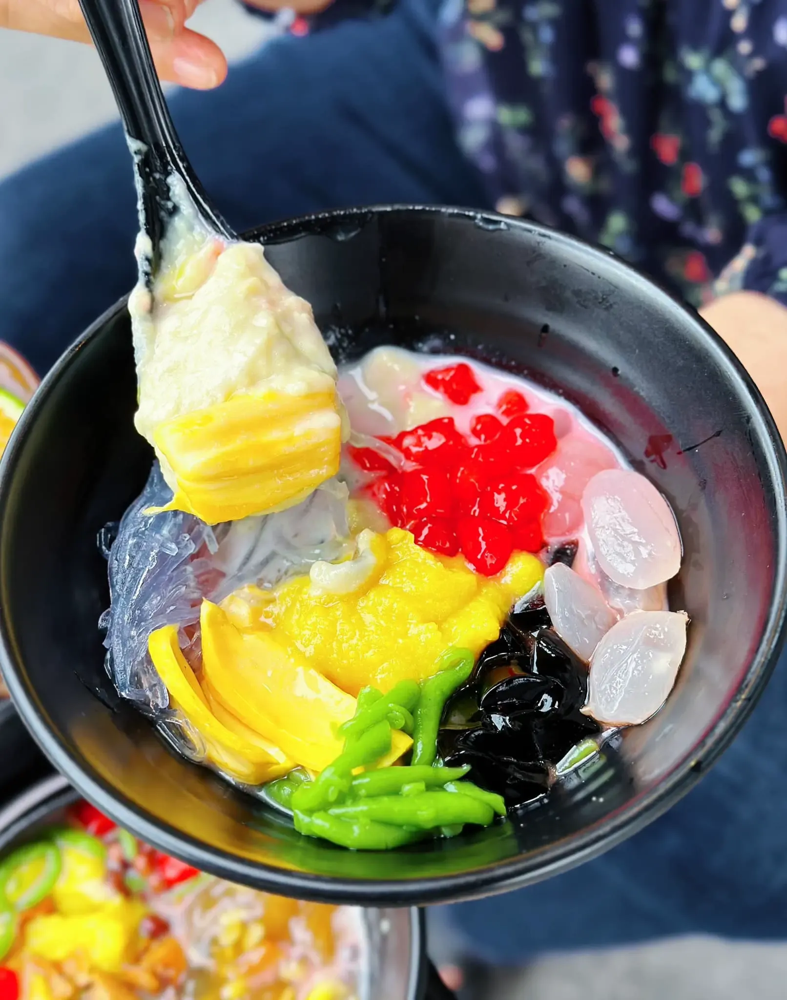 Chè Thai sầu riêng Nha Trang