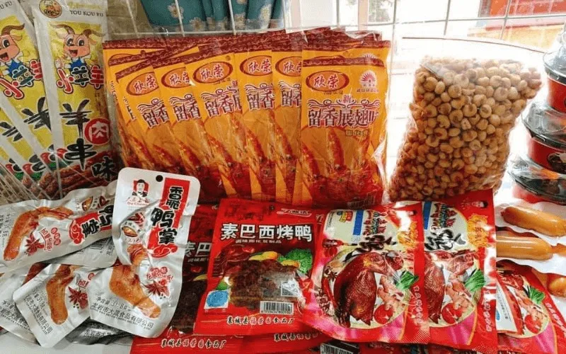 Tiềm năng kinh doanh và lợi nhuận khi nhập đồ ăn vặt Trung Quốc chính ngạch