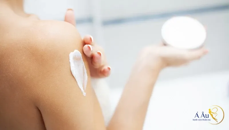 Tác hại của kem trộn chứa corticoid đến làn da