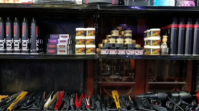 Cửa hàng phụ liệu tóc tại Thủ Đức