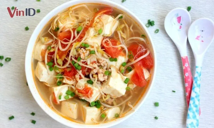 Canh giá đỗ cà chua