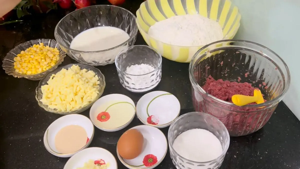 Nguyên liệu làm bánh bao nhân thịt bò phô mai