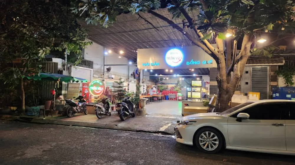 Món ăn dân dã tại Quán Tròn Vo Quận 9