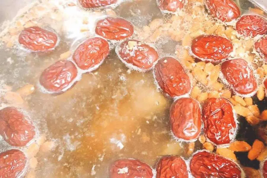 Da bò hầm táo đỏ hồi quế bổ dưỡng cho sức khỏe