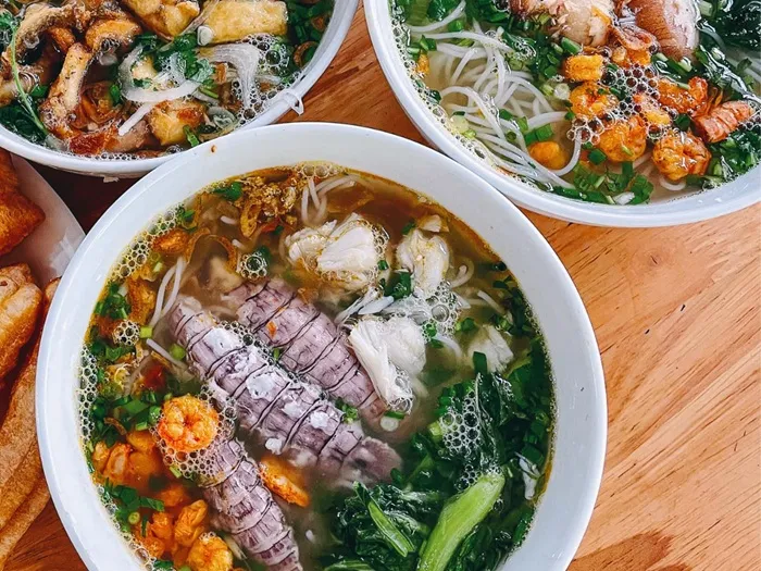 Bún hải sản Vân Đồn