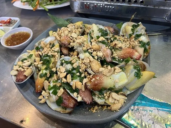 Tu hài nuôi cấy Vân Đồn