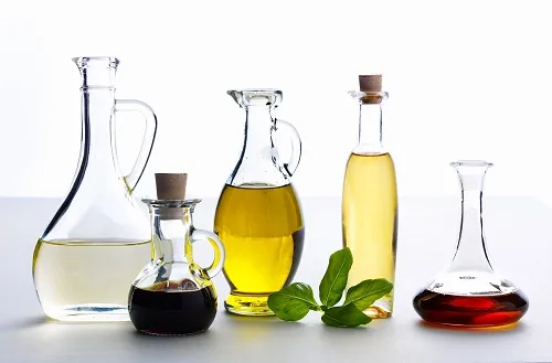 Sử dụng giấm ăn như một chất bảo quản tự nhiên cho các loại thịt tươi sống.