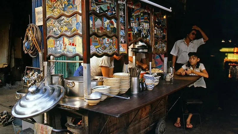 Xe hủ tiếu mang đậm phong cách Trung Hoa.