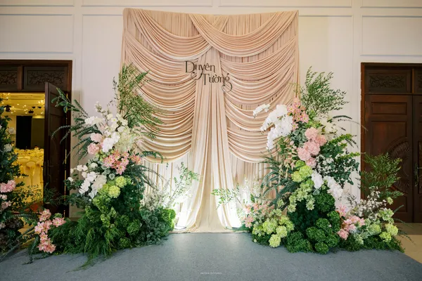 Mặt tiền hoành tráng của nhà hàng tiệc cưới Vita Palace