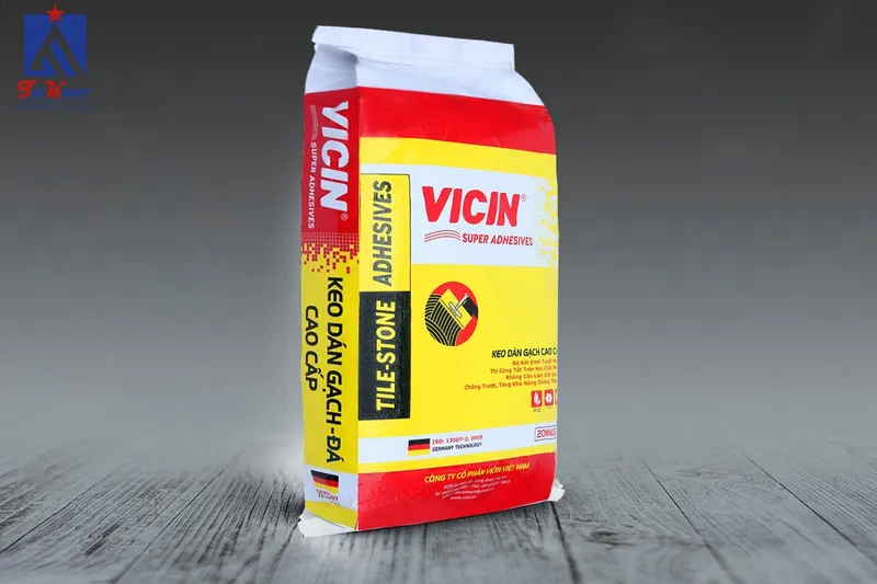 Keo dán gạch polymer C2 chống thấm tốt, phù hợp với khu vực ẩm ướt như phòng tắm và bếp