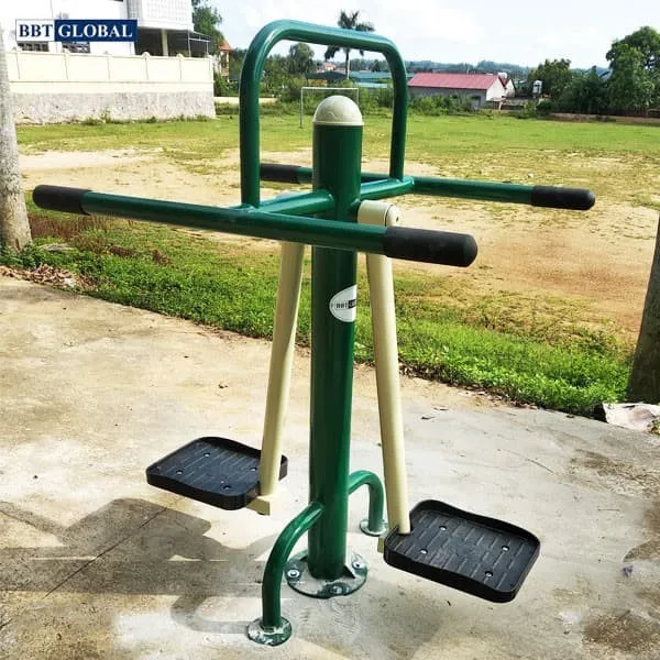 Dụng cụ thể thao tại khu vui chơi công cộng