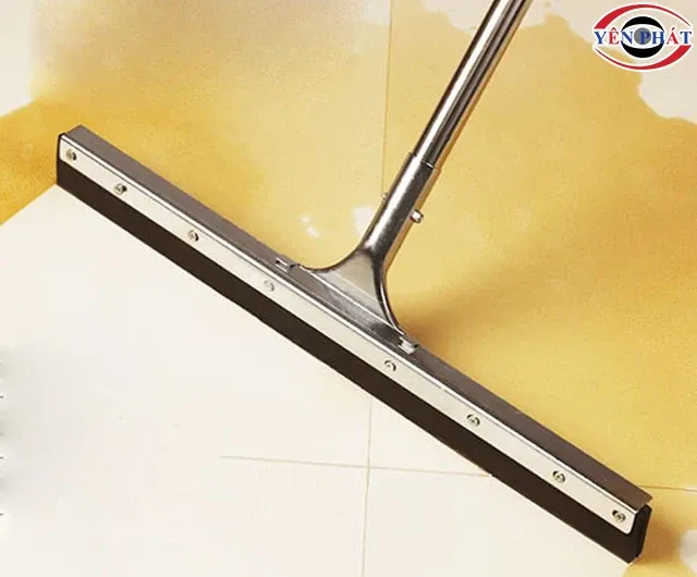Dụng cụ vệ sinh công nghiệp Ccy gạt nước sàn nhà