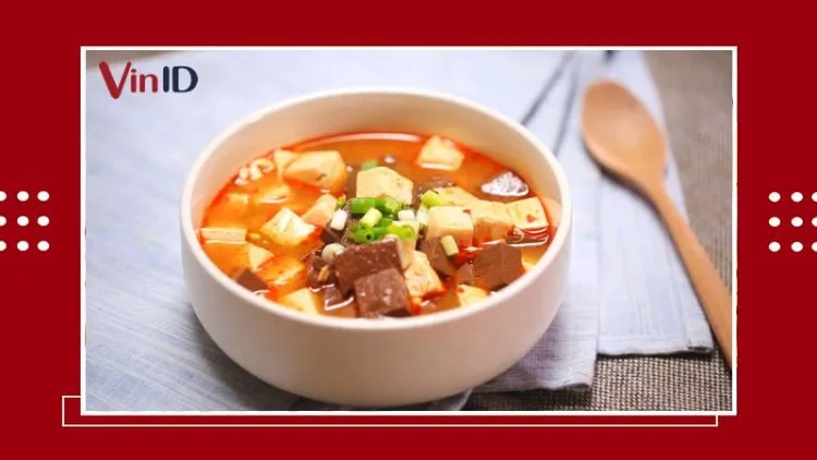Thưởng thức canh cà chua đậu phụ