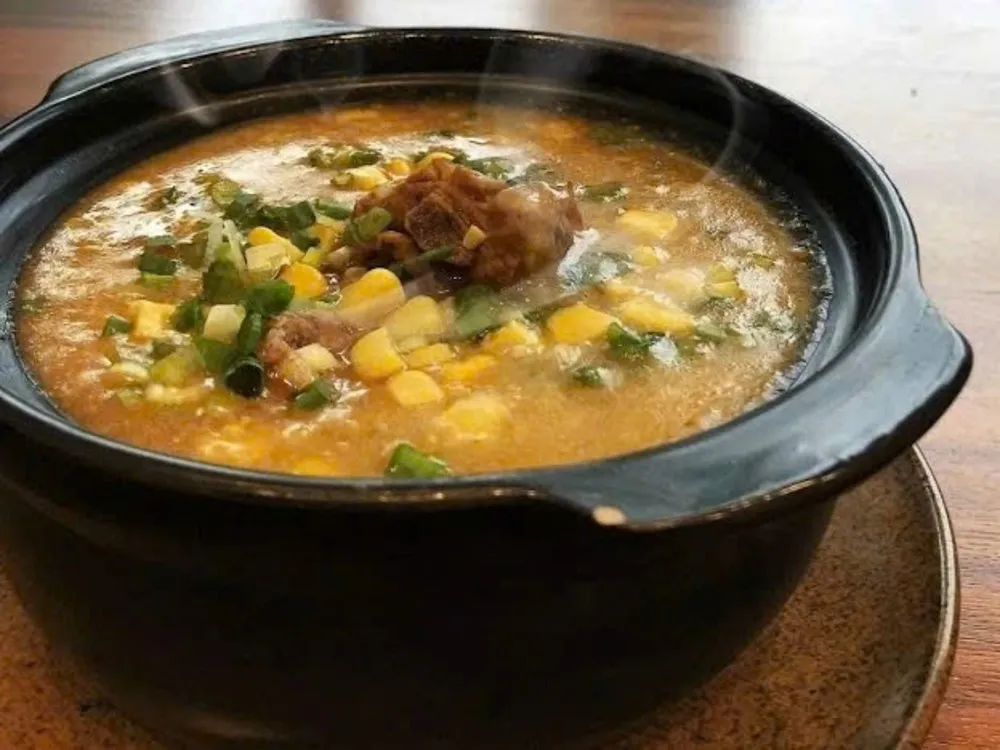 Cháo sườn chú Chen có hương vị độc đáo