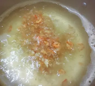 Canh rau mồng tơi nấu sườn heo