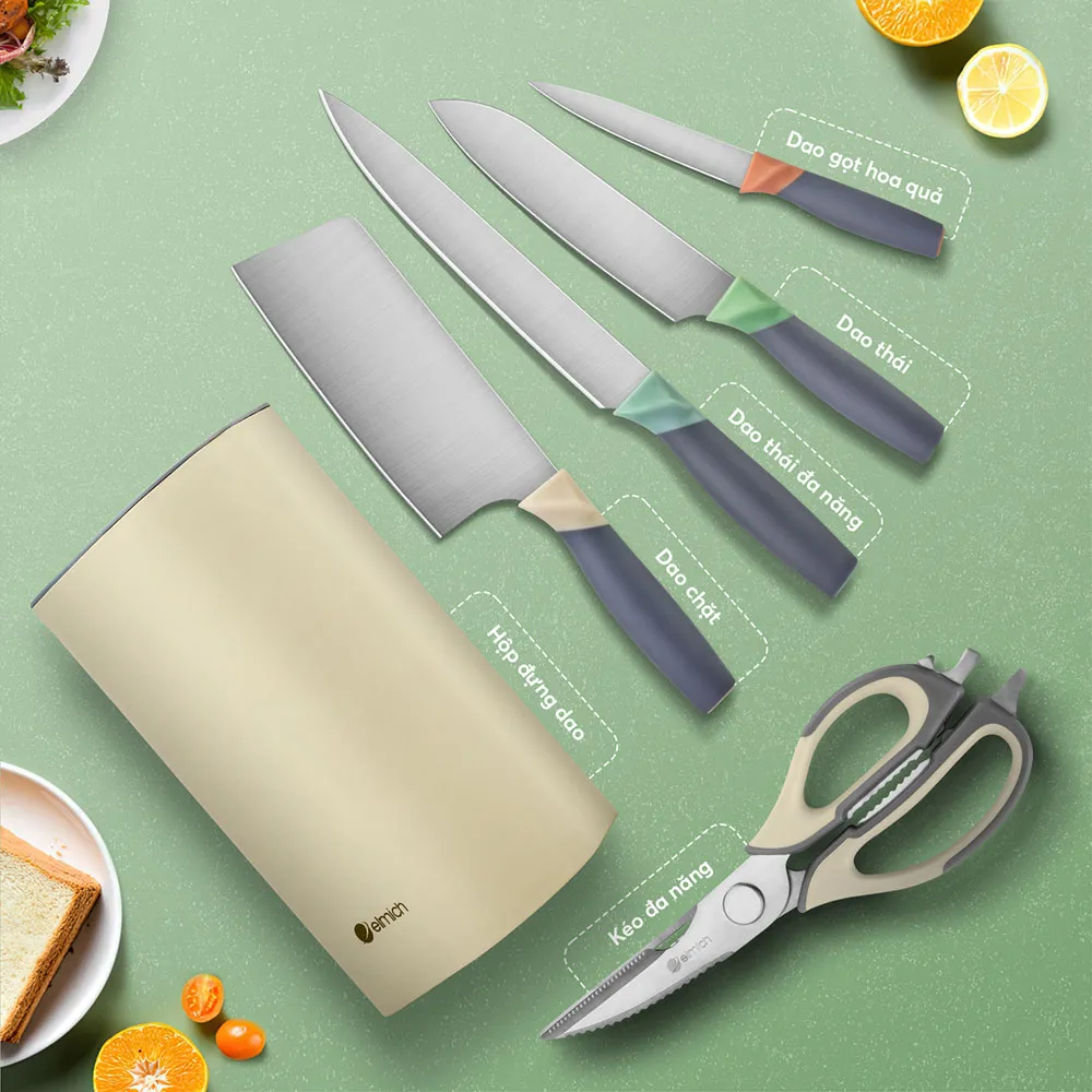 Bộ dụng cụ bếp treo tường gọn gàng