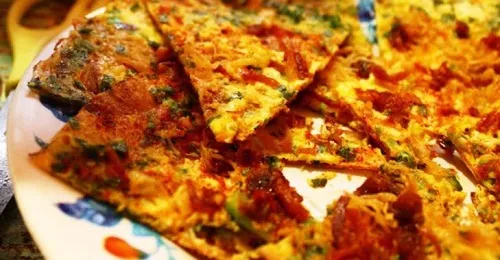 Bánh tráng nướng Đà Lạt được ví như pizza Việt Nam