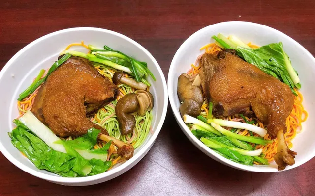 Mì vịt tiềm bổ dưỡng