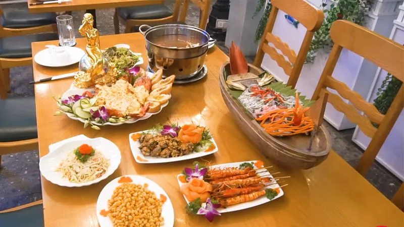 Thế giới hải sản - quán hải sản quận 3 cao cấp với hệ thống bể kính tươi sống