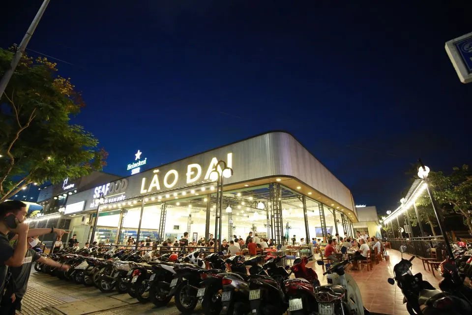 Hải sản Lão Đại đêm khuya