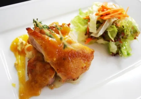 Gà nướng mứt mơ