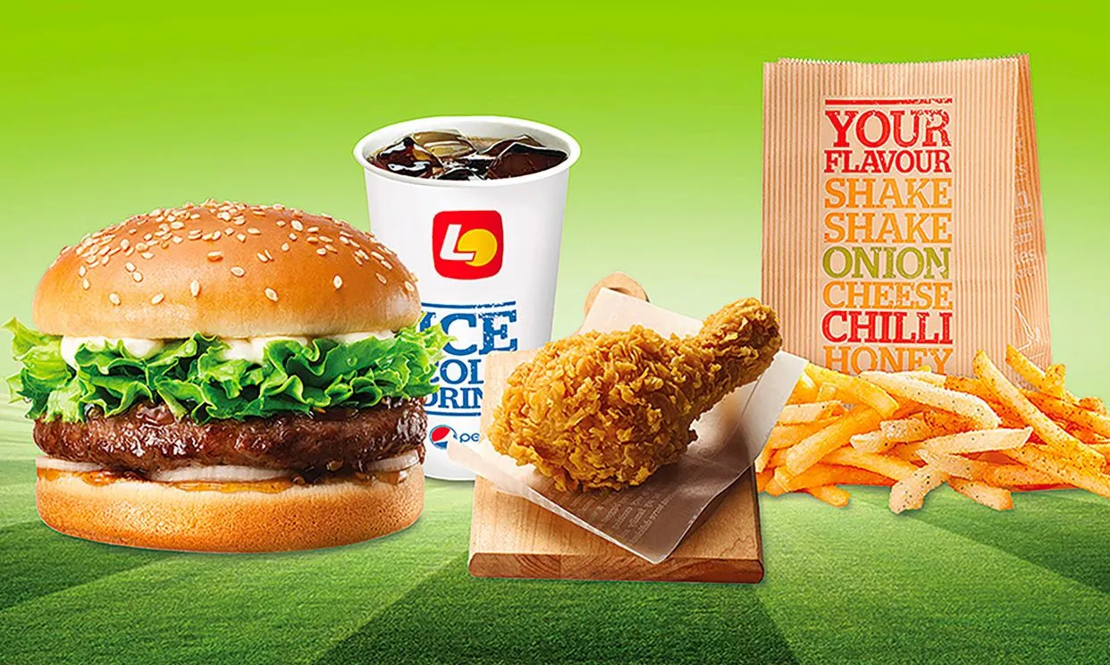 Các món gà rán giòn rụm và burger hấp dẫn trong menu Lotteria 2026.