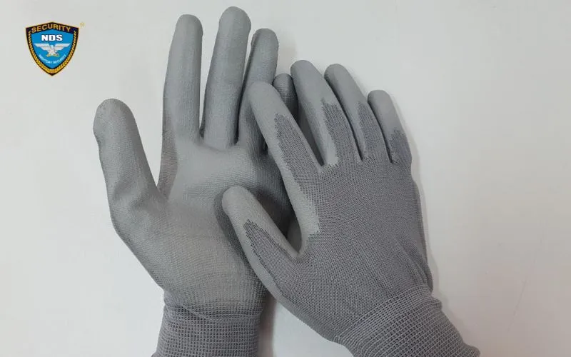 Găng tay cách điện chuyên dụng cho hệ thống điện nhà hàng