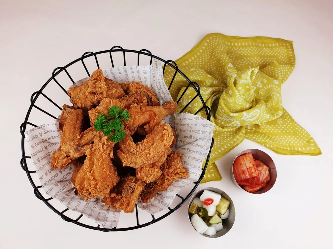 Gà rán phô mai tuyết tại Gaxeo Chicken