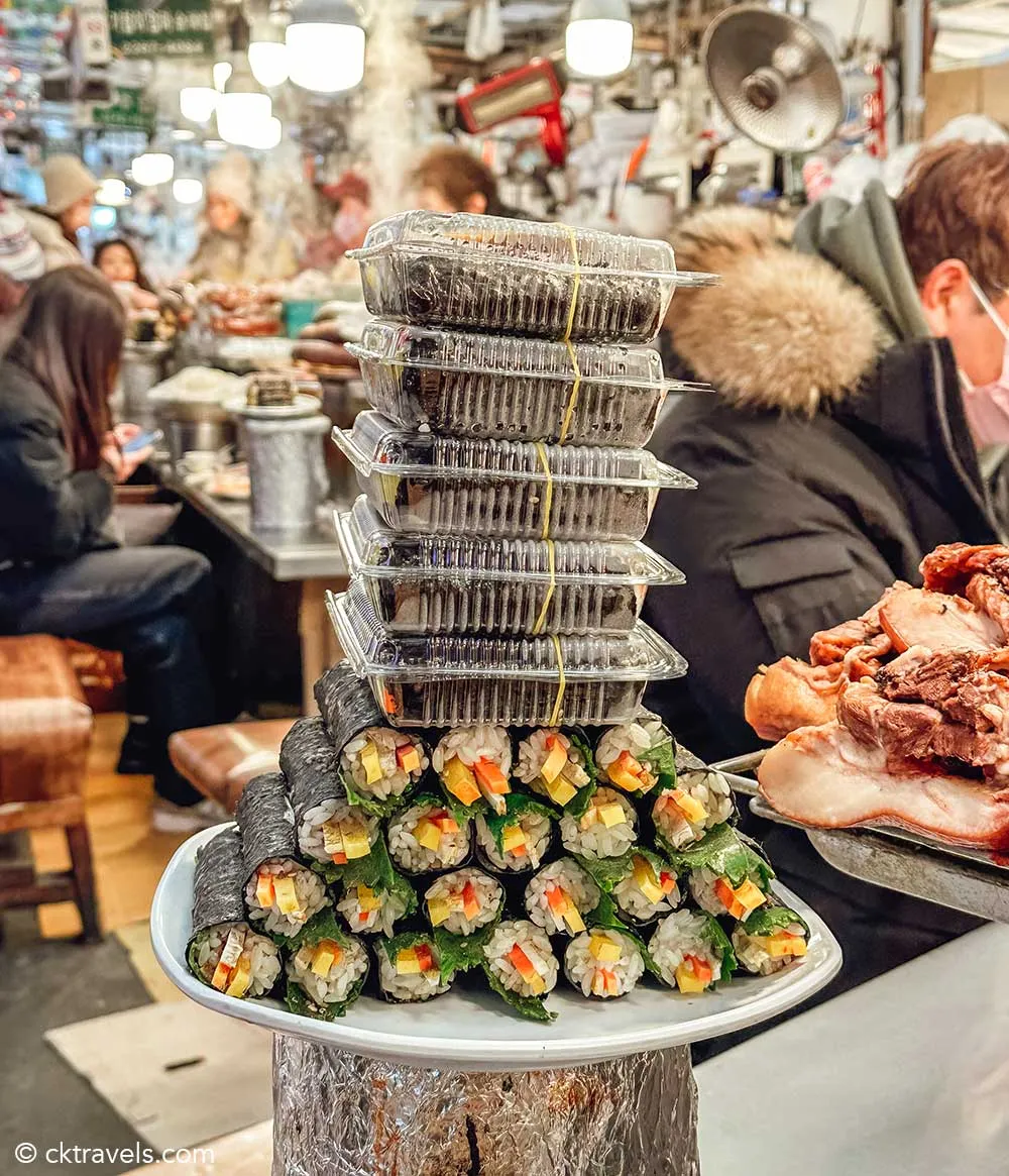 Mayak Kimbap / Ggoma Gimbap Korean street food