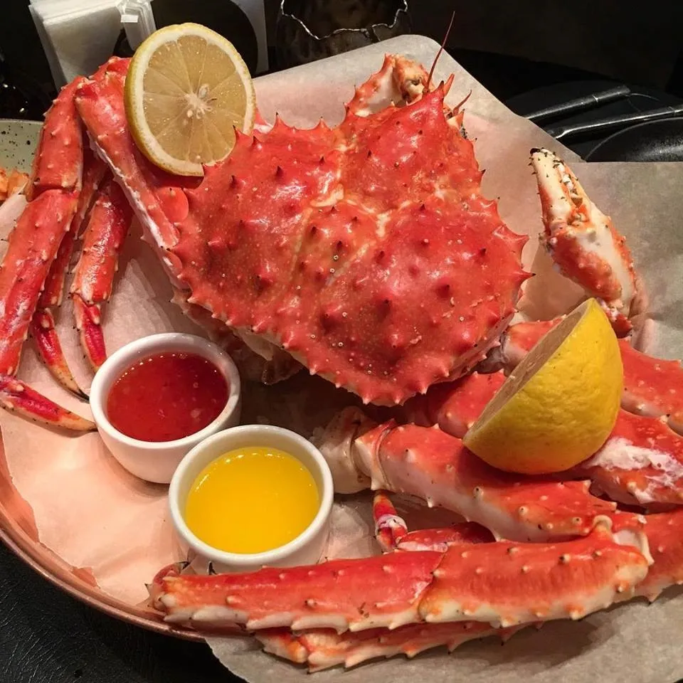 Cua huỳnh đế - một trong những hải sản "luxury" của Phú Yên