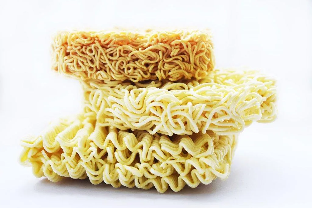 1 gÃ³i mÃ¬ chay bao nhiÃªu calo