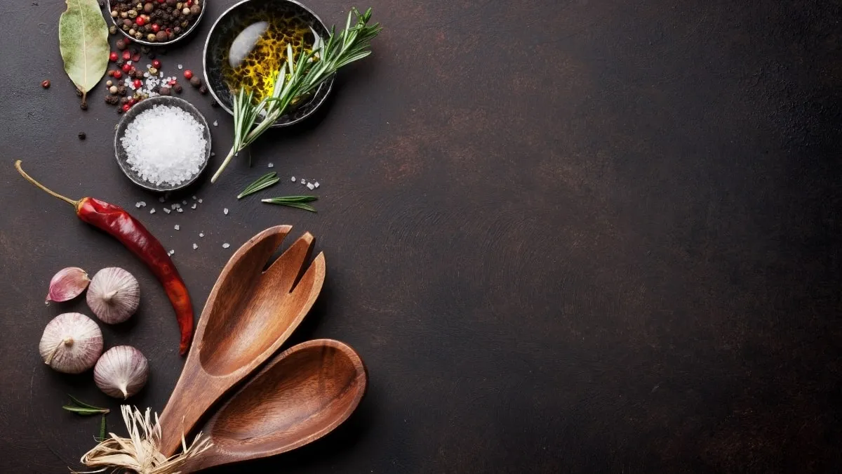 Hình nền PowerPoint chủ đề nhà bếp và dụng cụ nấu ăn đơn giản