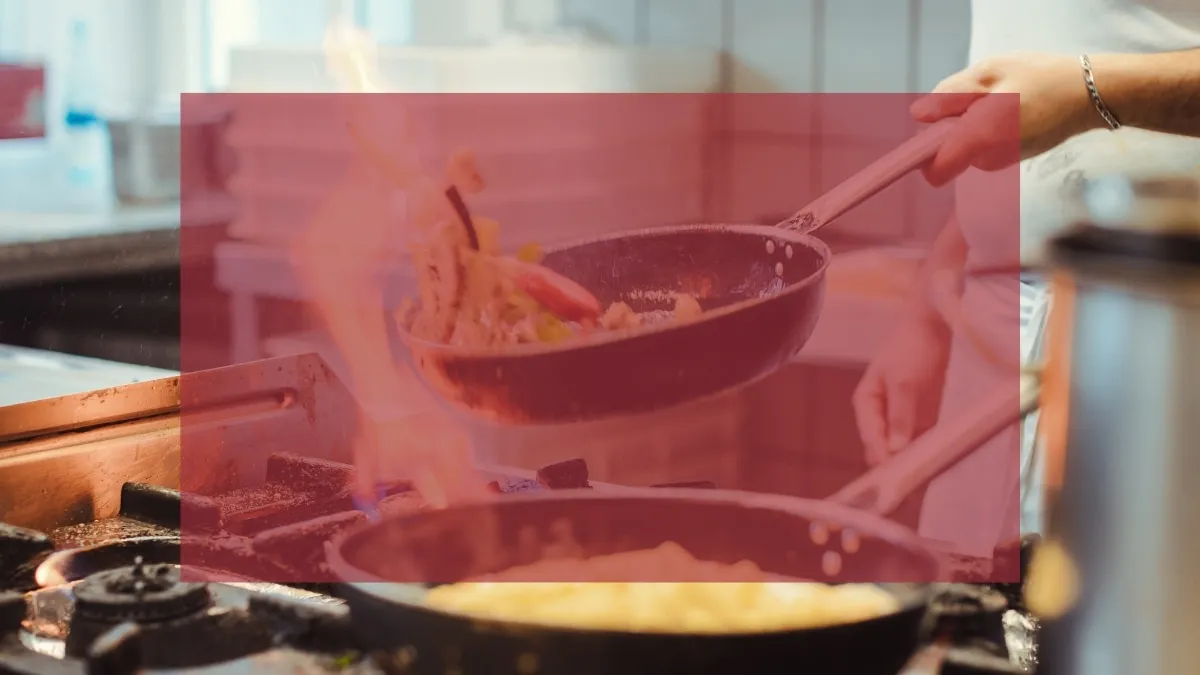 Hình nền PowerPoint chủ đề nhà bếp và dụng cụ nấu ăn chuyên nghiệp