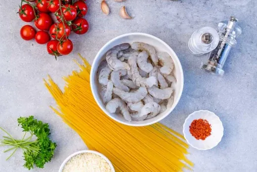 Món Ngon Dễ Làm: Mì Ý Hải Sản Sốt Cà Chua