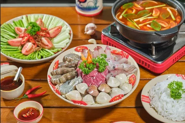 Hướng dẫn chi tiết cách nấu lẩu thái hải sản chua cay tại nhà