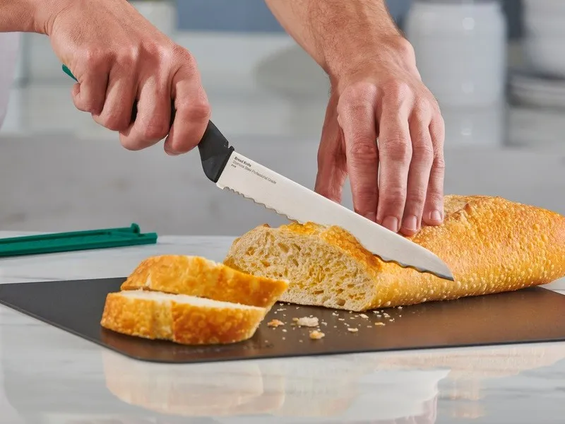 Sơ chế nguyên liệu an toàn khi tự học nấu ăn tại nhà