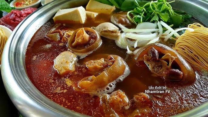 Cách Nấu Lẩu Đuôi Bò Khoai Môn Thơm Ngon Chuẩn Vị