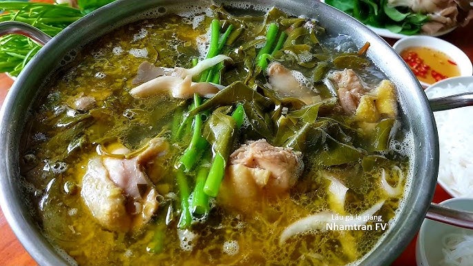 Gà nấu lá giang ăn với rau gì để thơm ngon chuẩn vị nhất