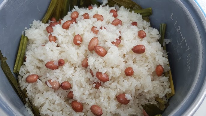 Cách Nấu Xôi Đậu Phộng Thơm Ngon Bằng Nồi Cơm Điện Chuẩn Vị