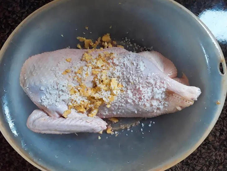 Bước 1 Sơ chế nguyên liệu Miến măng vịt